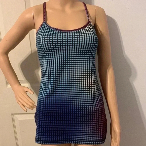 Lululemon topt - Picture 3 of 8